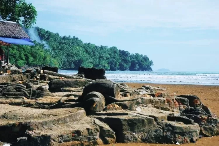 Pantai Air Manis